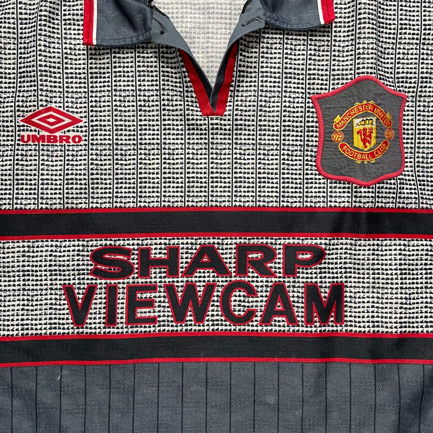 <tc>1995-1996 Manchester United FC camiseta visitante #7 Cantona (L)</tc>