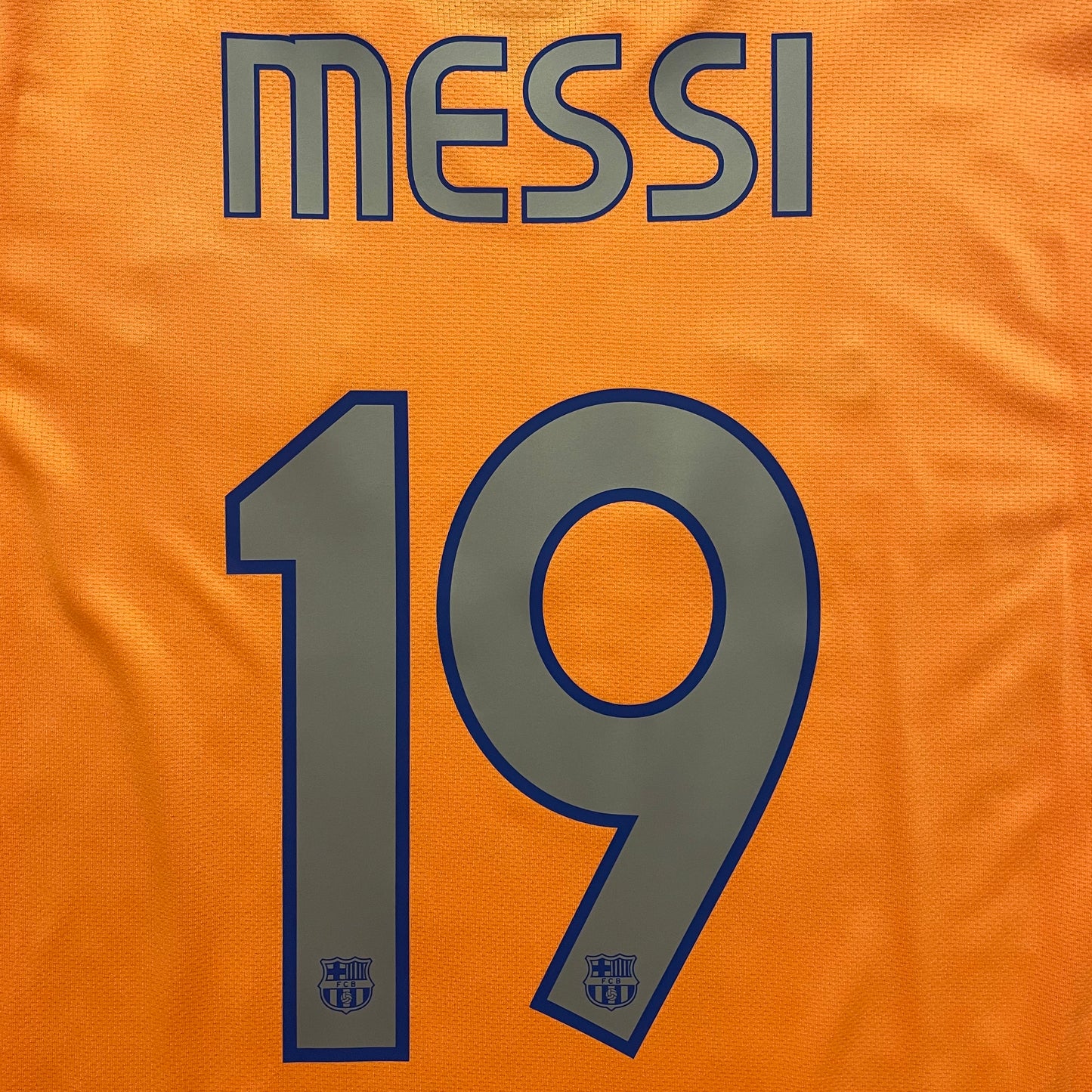 2006-2007 FC Barcelona away shirt #19 Messi (L)