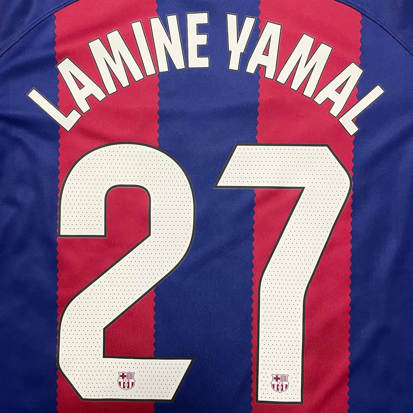 <tc>2023-2024 FC Barcelona camiseta local #27 Lamine Yamal (S)</tc>