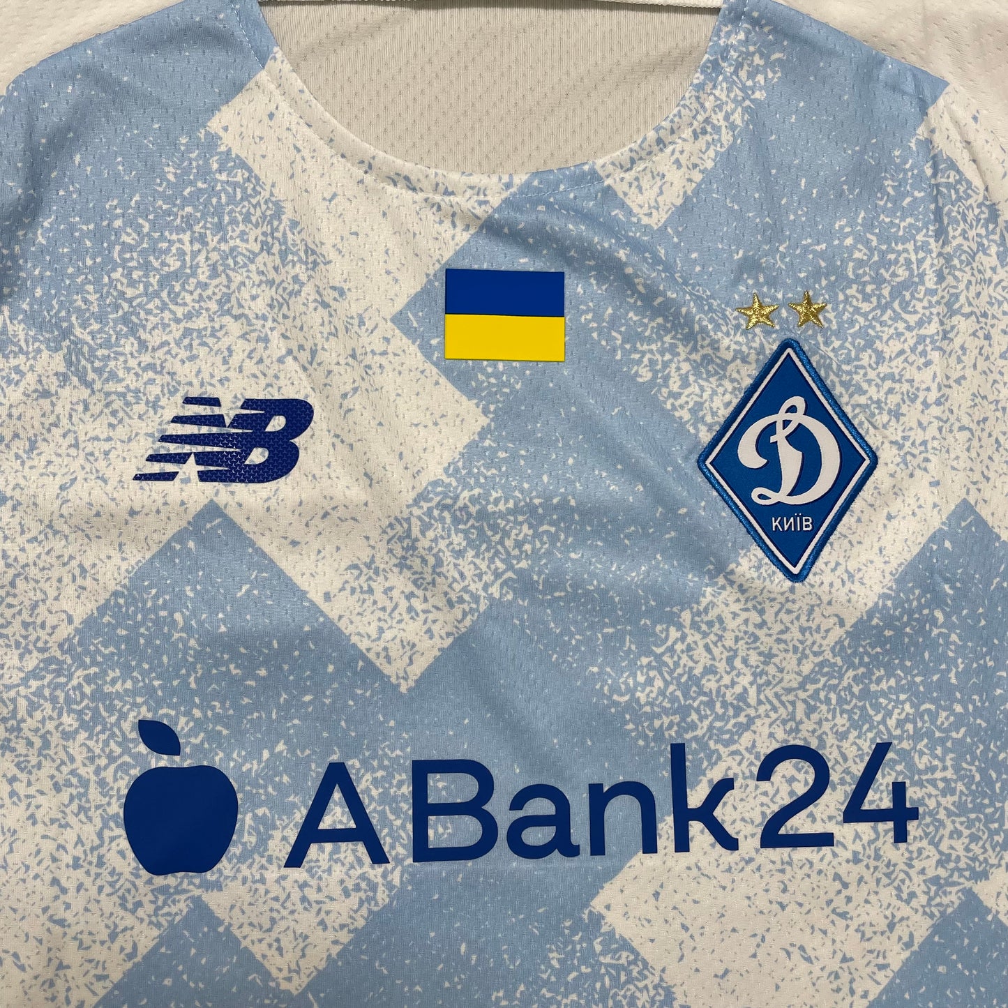 <tc>2021-2022 Dinamo Kiev camiseta local #15 Tsygankov (M)</tc>