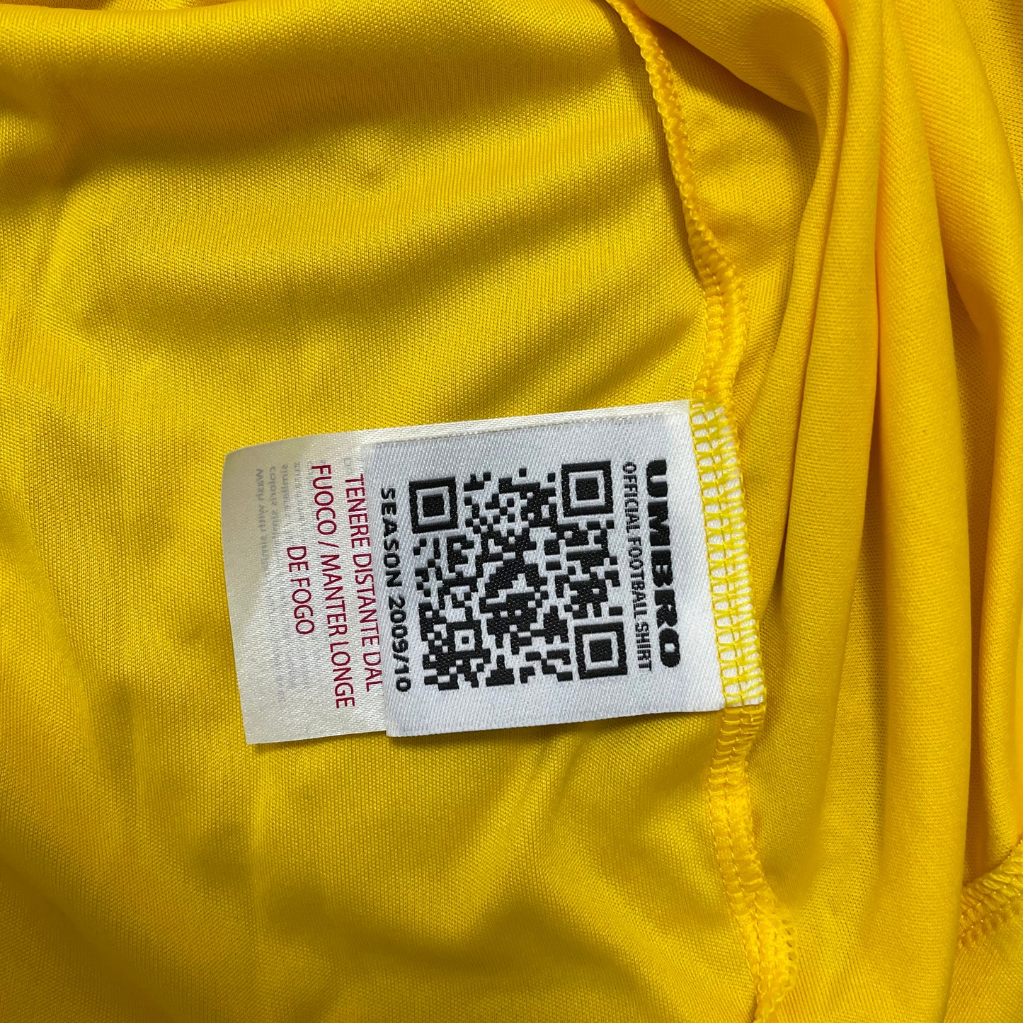 2009 Sweden home shirt #10 Ibrahimovic (L)