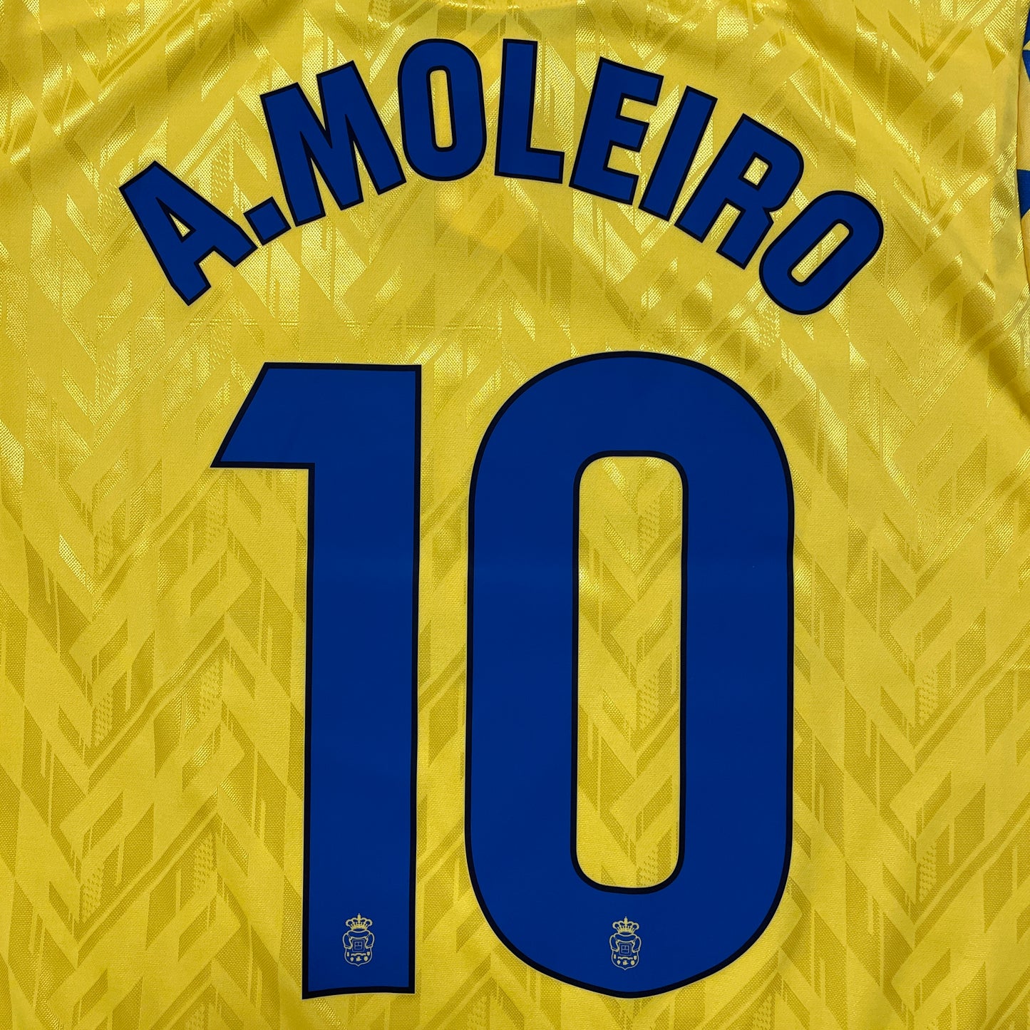 2024-2025 UD Las Palmas home shirt #10 Moleiro (XL)