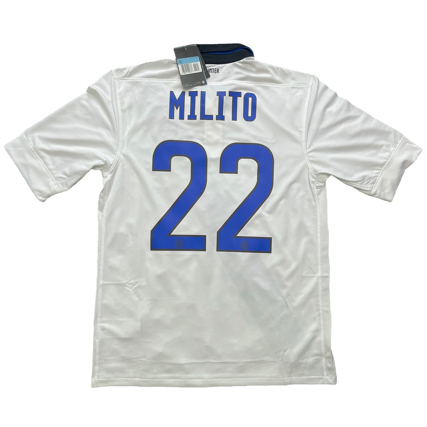 <tc>2011-2012
FC Inter Milán camiseta visitante #22 Milito (M)</tc>