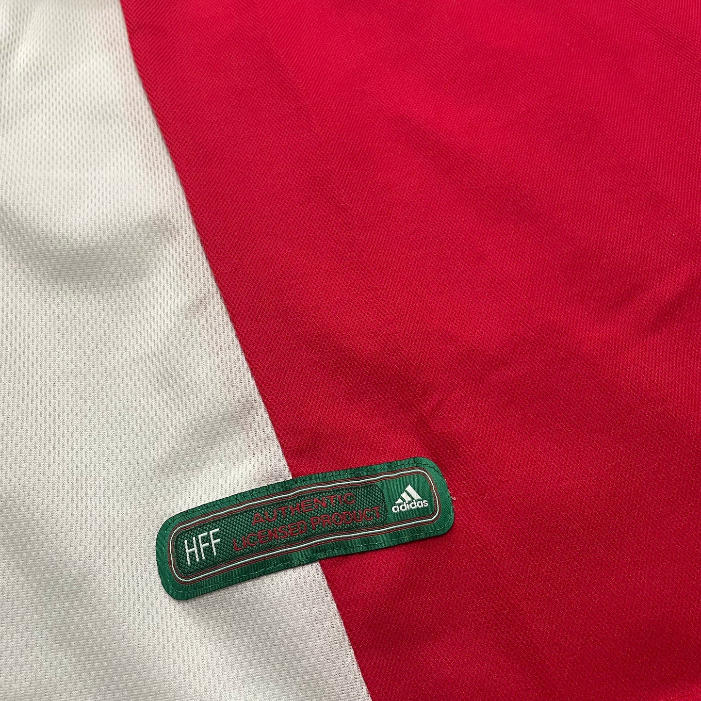 <tc>2000-2002 Hungría camiseta local (M)</tc>
