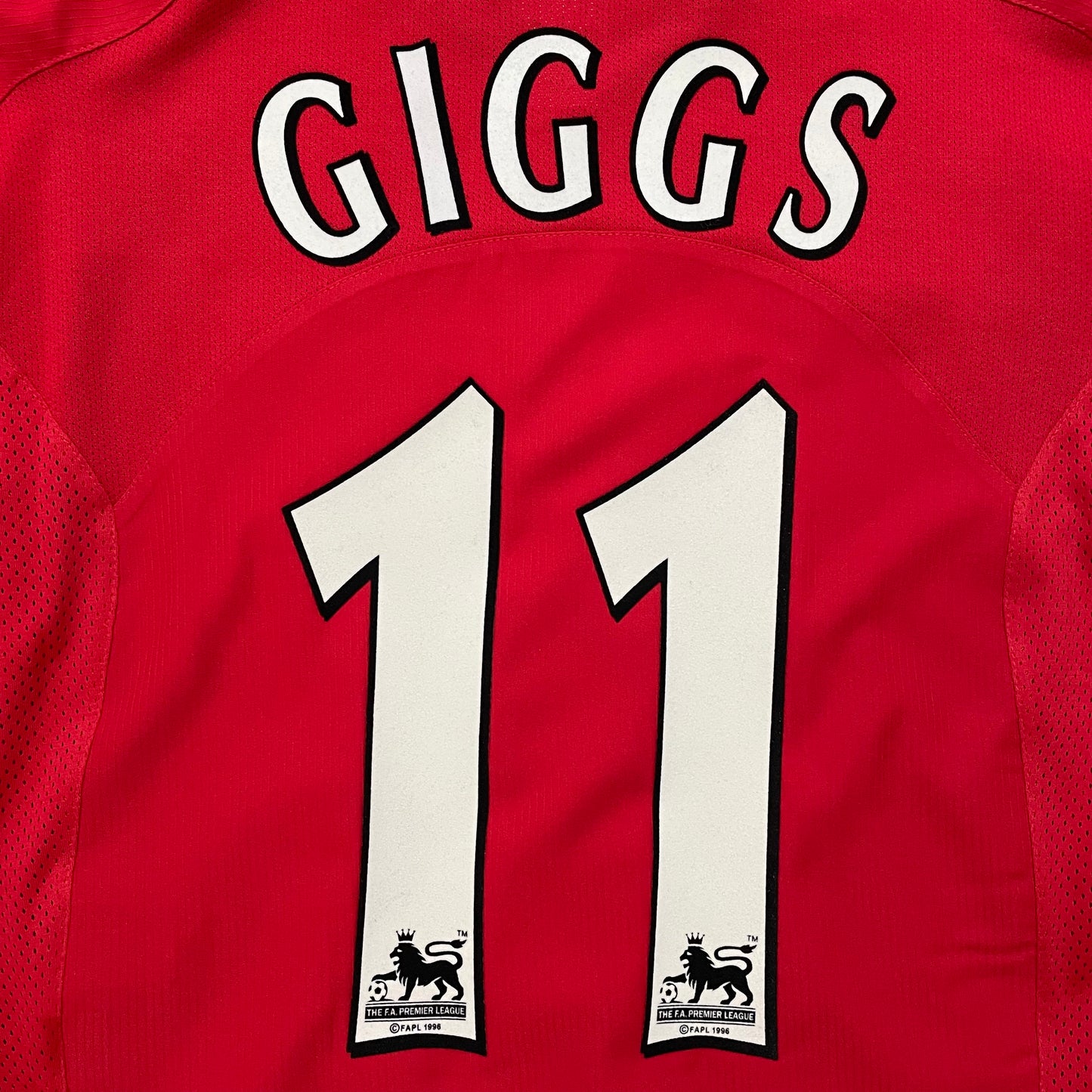 2004-2006 Manchester United FC home shirt #11 Giggs (L)