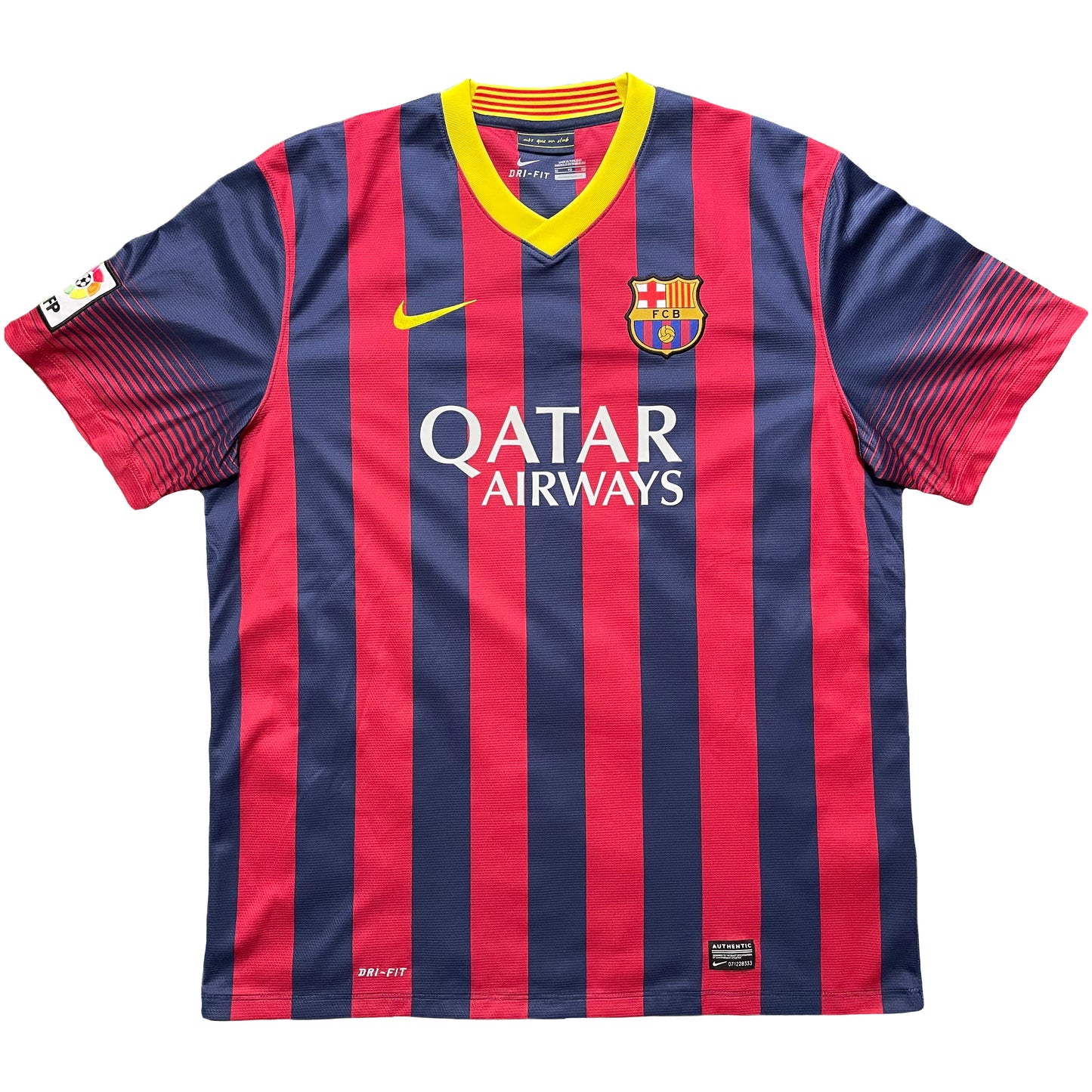 2013-2014 FC Barcelona home shirt #6 Xavi (XL)