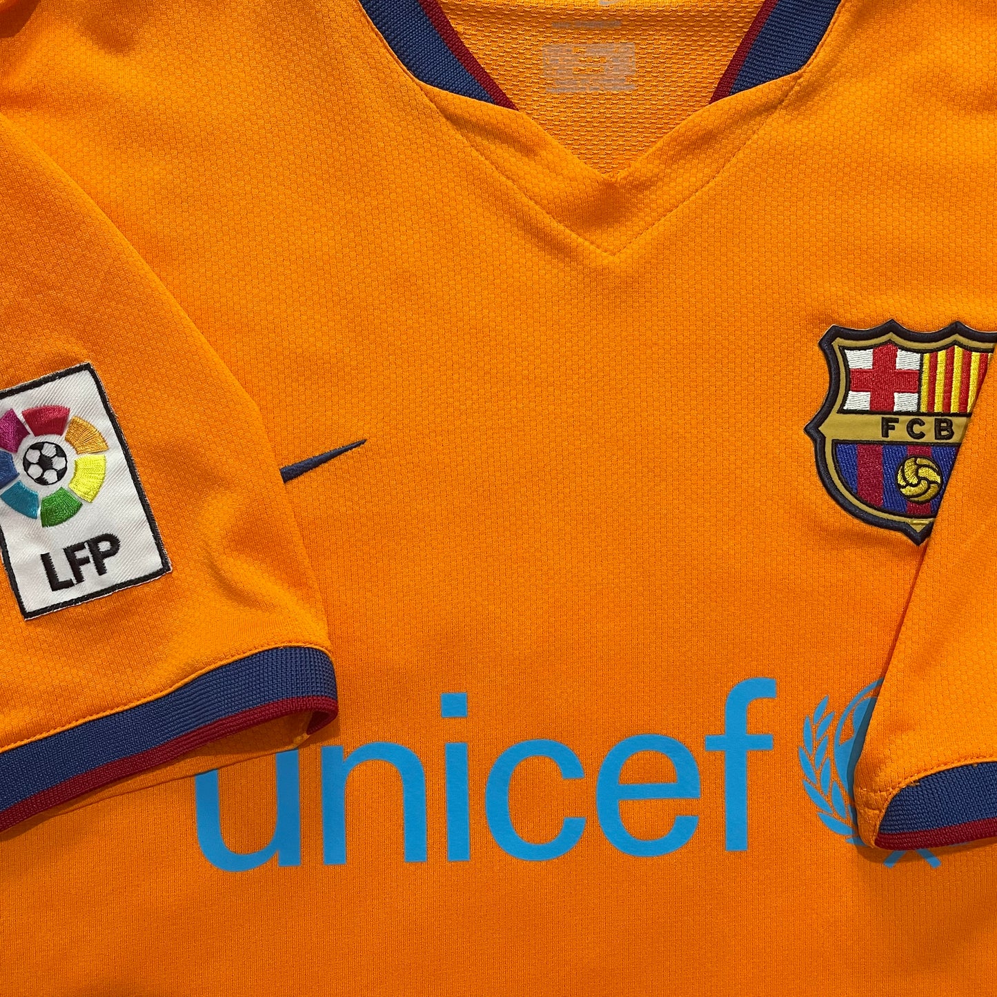 <tc>2006-2007 FC Barcelona camiseta visitante #19 Messi (M)</tc>