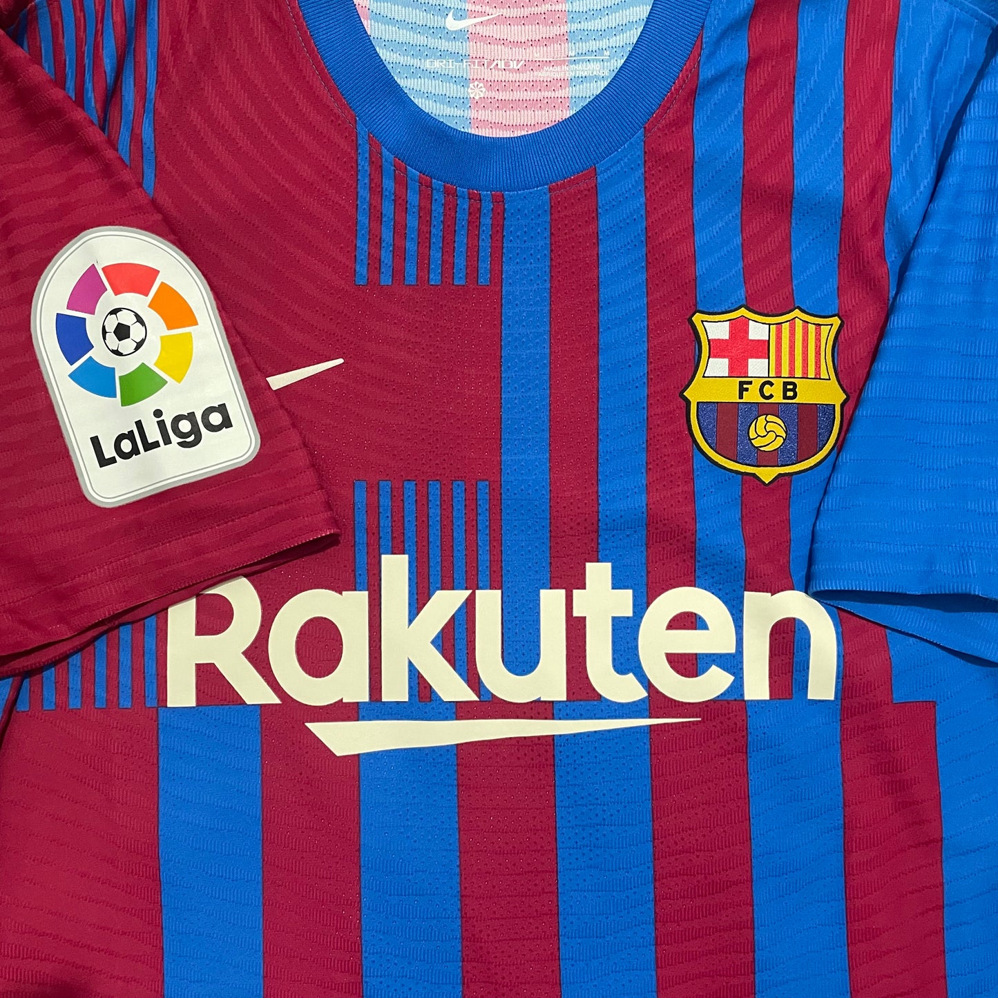 <tc>2021-2022 FC Barcelona camiseta local versión match #16 Pedri (M)</tc>