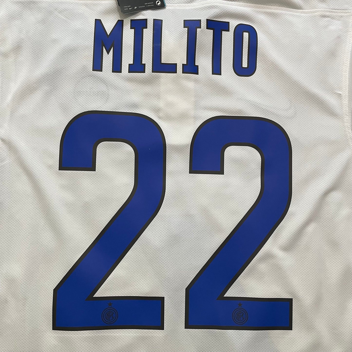 2011-2012 FC Inter Milan away shirt #22 Milito (M)