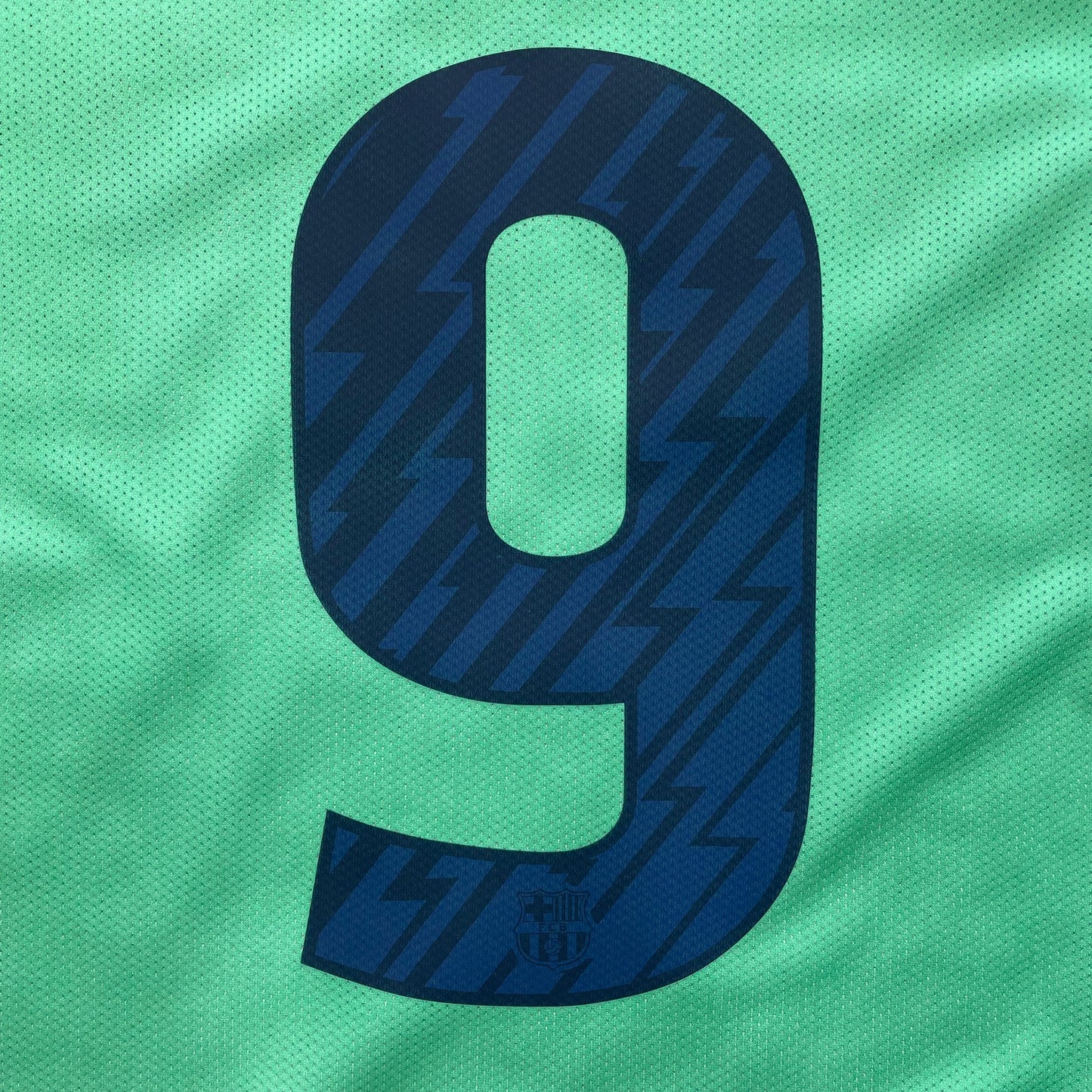 <tc>2010-2011 FC Barcelona pretemporada Player Issue camiseta visitante #9 Ibrahimovic (XL)</tc>