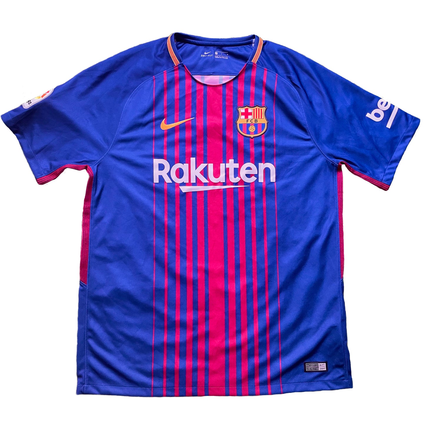 2017-2018 FC Barcelona home shirt #3 Piqué (L)
