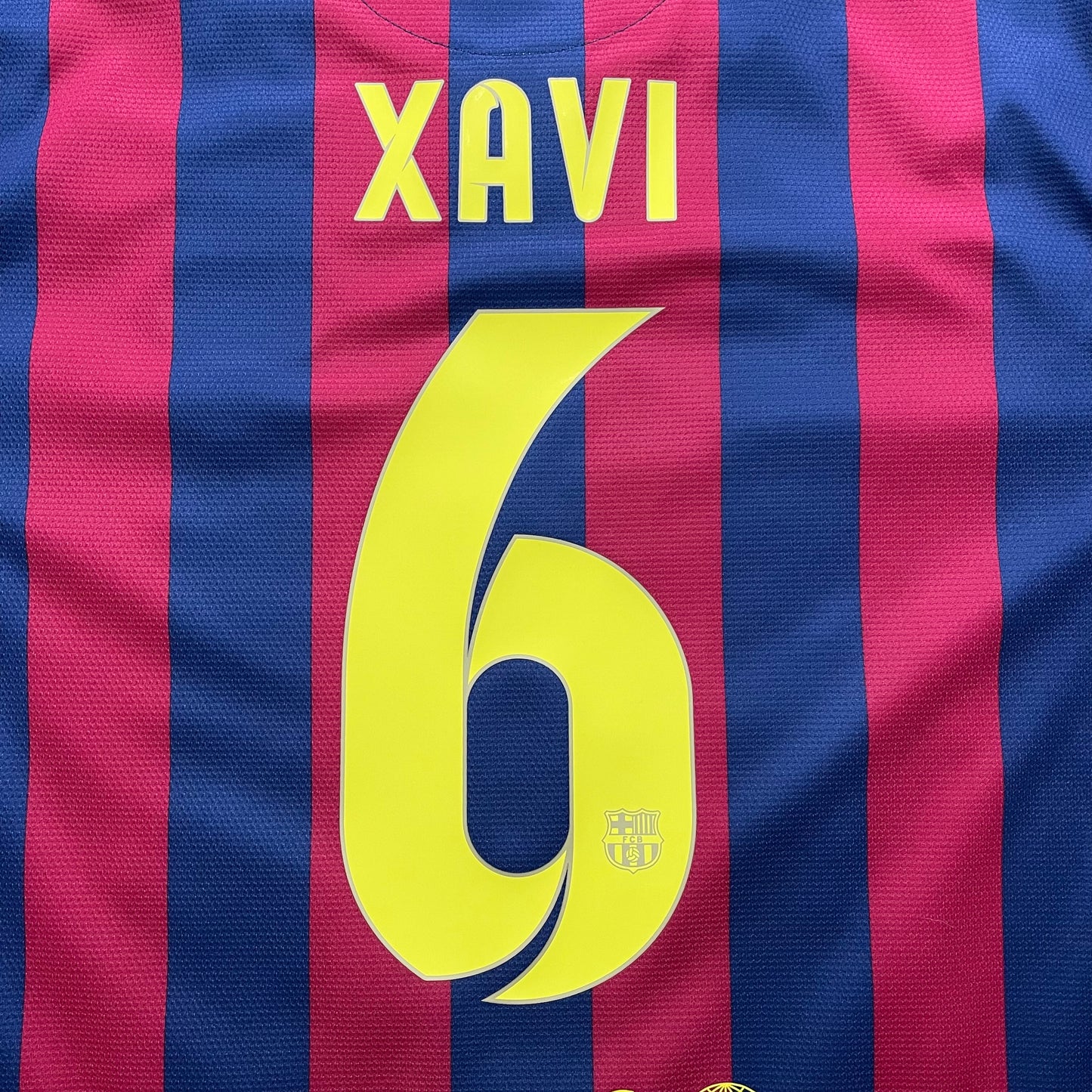 2013-2014 FC Barcelona home shirt #6 Xavi (XL)