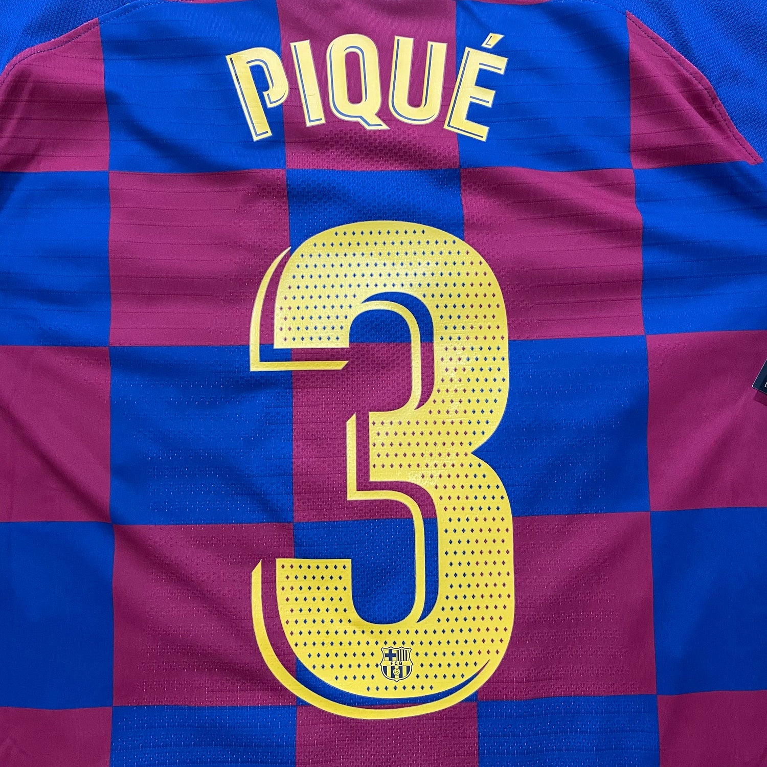 Fc Barcelona Souvenir Camiseta De Fútbol Poliéster #3 Piqué Talla L En Fc Barcelona Souvenir Camiseta De Fútbol Poliéster #3 Piqué Talla L En