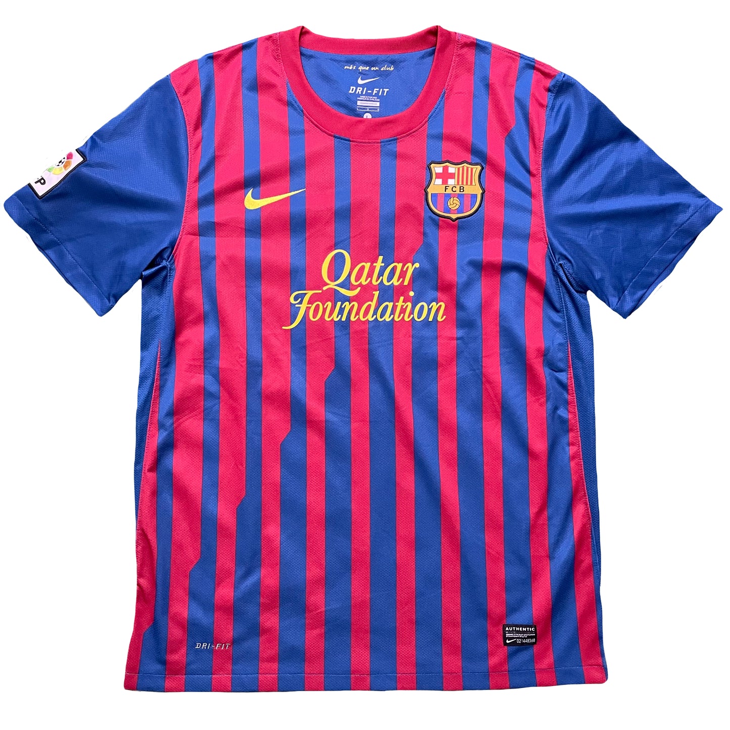 2011-2012 FC Barcelona home shirt #3 Pique (L)
